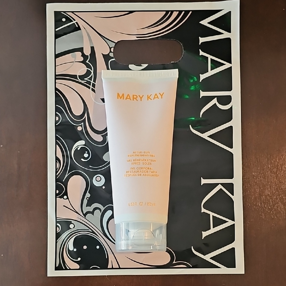 Mary Kay After Sun Replenishing Gel-New/Sealed 6.5 oz EXP. 02/2028